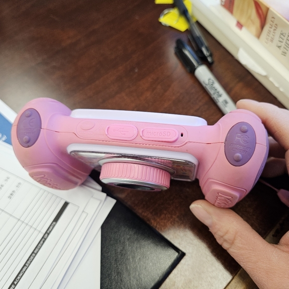 Pink and Purple  KidiZoom Camera by VTech - Picture 3 of 4